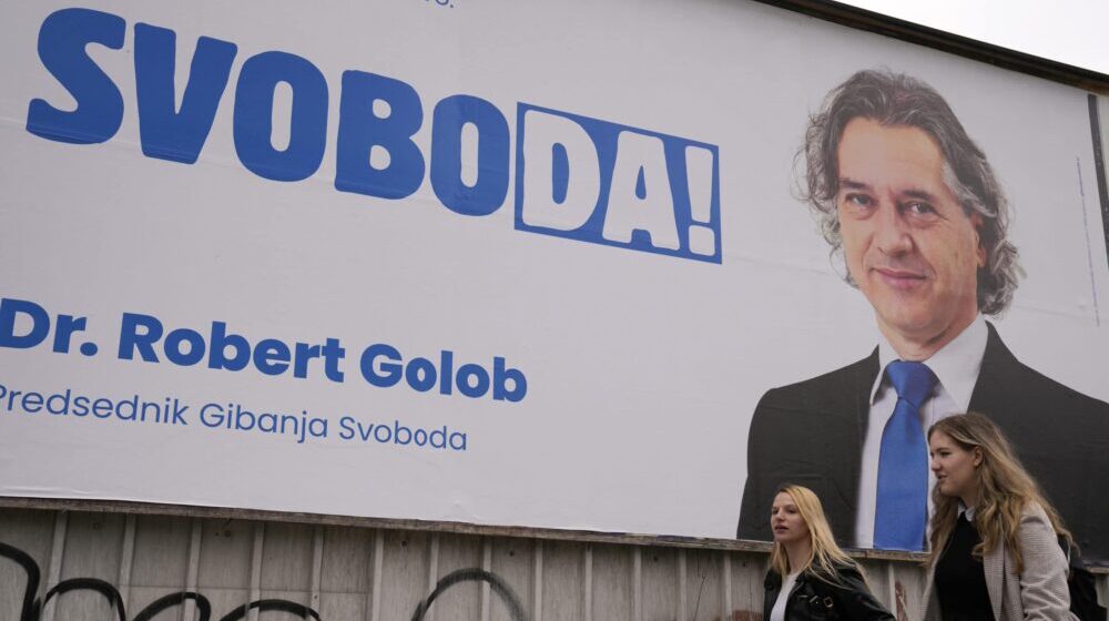 Ko je Robert Golob, čovek koji je pobedio Janšu 1
