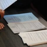 Posmatrači OSE tvrde da su primetili niz nepravilnosti u Novom Sadu 1