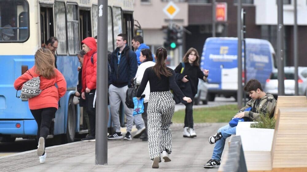 "Koncept destimulacije nekog sistema nikad nije dobar": Reakcije na najavu poskupljenja vožnje na 100 dinara u autobusima u Novom Sadu 1