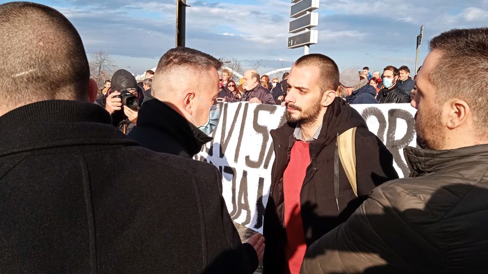 Načelnik PU Novi Sad Malešić pozvan kao građanin, pa priveden kao osumnjičeni 2