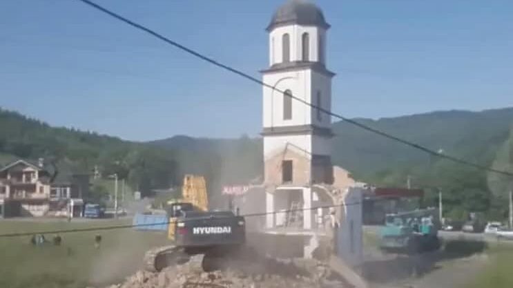 Nema masovne grobnice u dvorištu Fate Orlović gde je bila pravoslavna crkva 1