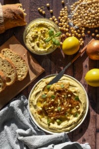 Recept: Humus sa limunom i crnim lukom  2