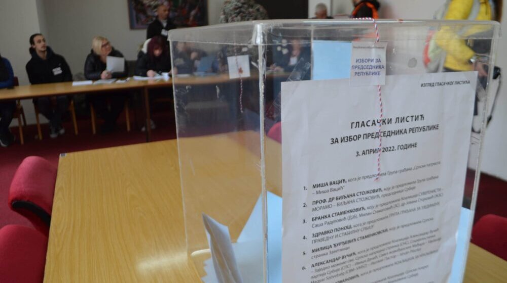 Građani Bora glasaju na 47 biračkih mesta, a pravo glasa za lokalne izbore ima 40.623 birača 1