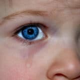 Da li roditelji bez preporuke lekara treba deci da daju lekove kad su bolesna? 3