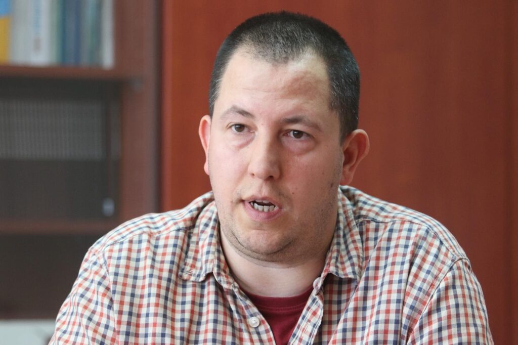 Da li opozicija ima šanse da "sruši" naprednjačku vlast na mogućim izborima u Beogradu na proleće? 2 Da li opozicija ima šanse da "sruši" naprednjačku vlast na mogućim izborima u Beogradu na proleće? 2