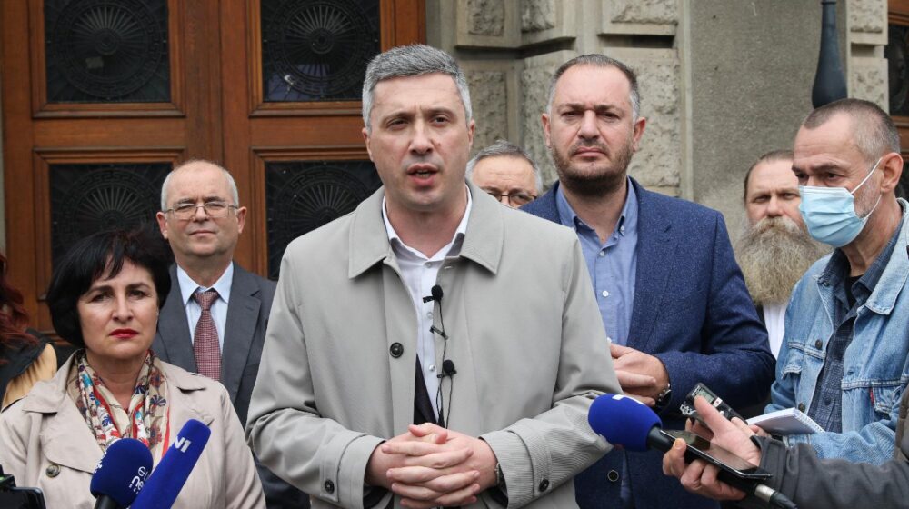 Obradović: Nemam nameru da vodim privatne razgovora sa Vučićem kao Đilas, oni dogovaraju koaliciju 1