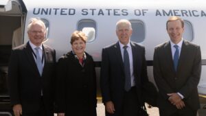 Šta je napisao američki senator, a šta kaže Vučić 2