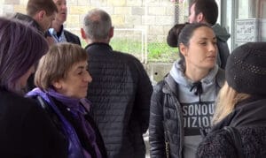 Majka i sestra nastradalog radnika svedočile o nepoštovanju mera zaštite na radu u lučanskoj fabrici 2 Majka i sestra nastradalog radnika svedočile o nepoštovanju mera zaštite na radu u lučanskoj fabrici 2