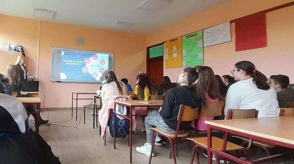 Čajetinski đaci uče o primarnoj selekciji otpada 1