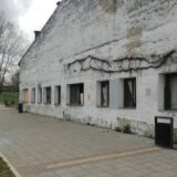 Stanari Kineske četvrti mesec dana izloženi nasilju huligana, plaše se da žele da ih isteraju 5