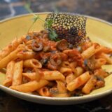 "Daj ubaci malo ljutine": Vojvođani vole ljuto, zbog toga i "pene arabijate" 1