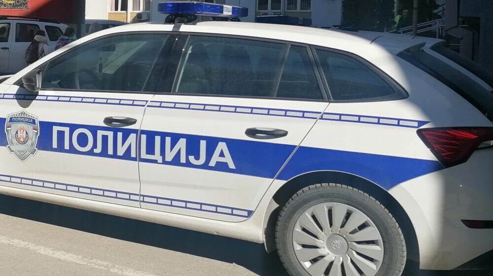 Borska policija uhapsila dve osobe zbog sumnje da su prodavali drogu 1