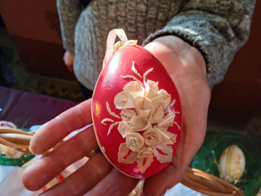 Slavica iz Subotice sprema uskršnja jaja dugo i na neobičan način - od žetve do žetve 3 Slavica iz Subotice sprema uskršnja jaja dugo i na neobičan način - od žetve do žetve 3