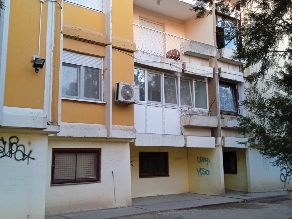 Muke stanara iz Subotice: Upravnik bez licence preuzeo kontrolu nad zgradom 3 Muke stanara iz Subotice: Upravnik bez licence preuzeo kontrolu nad zgradom 3