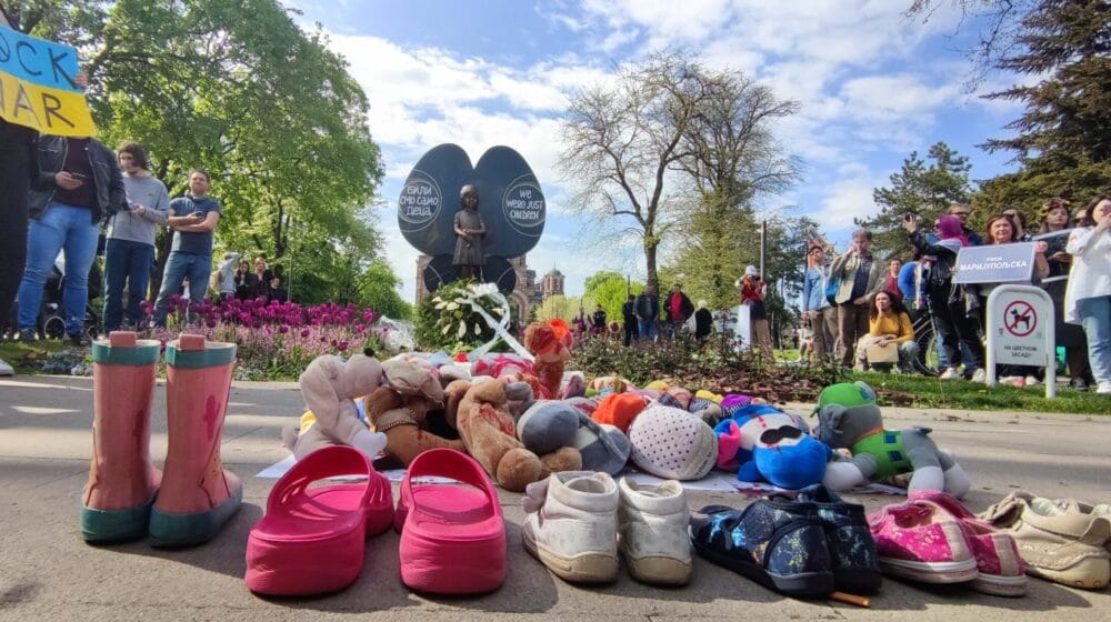 Građani na Trgu republike u Beogradu pozvali na mir i prestanak rata u Ukrajini (VIDEO) 1