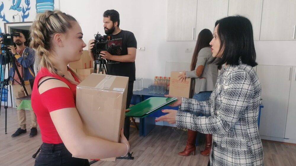 Arhitekta, ekonomistkinja i učiteljica postale šminkerke jer im to donosi više novca 4 Arhitekta, ekonomistkinja i učiteljica postale šminkerke jer im to donosi više novca 4