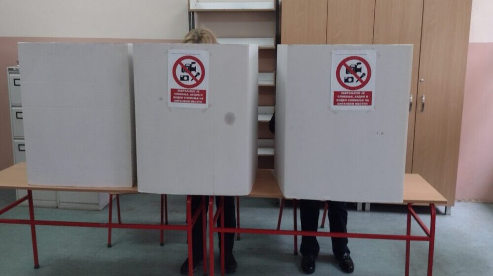 U Kragujevcu se u subotu ponavljaju izbori na jednom biračkom mestu 1