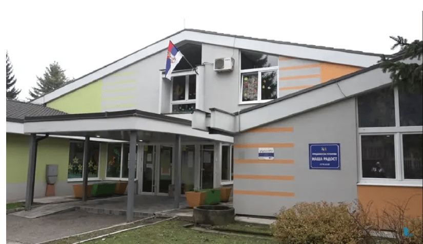 Roditelji pozivaju inspekciju u Lučane: Vrtić bio baza SNS-a 1