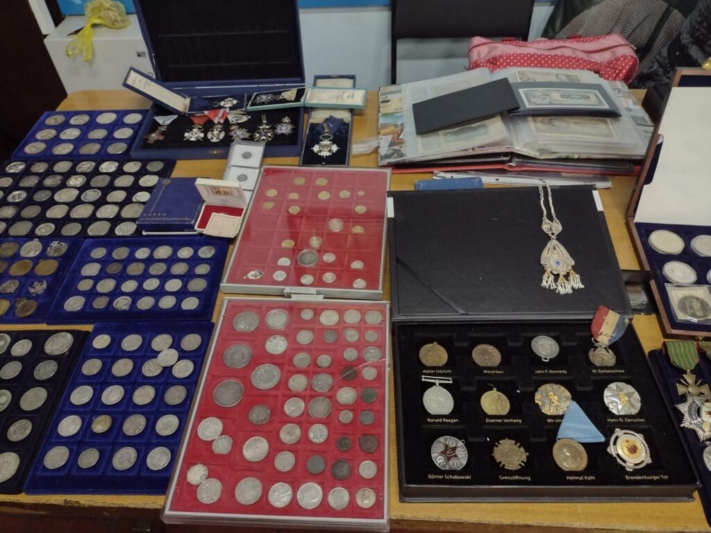 Od afričke mačete do srpske fišeklije i bajonete na sajmu starina u Kragujevcu 2