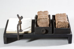 Otvorena restrospektivna izložba dela vajara Miroljuba Stamenkovića u Nišu 3