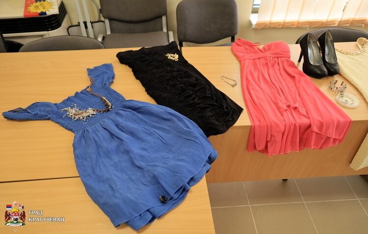 U Kragujevcu humanitarna akcija „Ulepšaj nekom maturu” 1