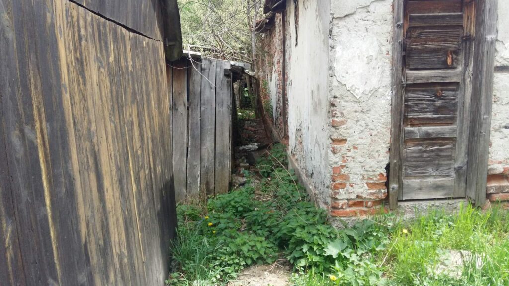 U Ušću se prošle godine rodile samo četiri bebe: Propadaju zbog nebrige nadležnih vlasti u Kraljevu 2 U Ušću se prošle godine rodile samo četiri bebe: Propadaju zbog nebrige nadležnih vlasti u Kraljevu 2