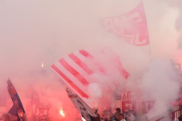 Delije vređale Stanojevića, Grobari veličali Ilića 1