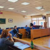 Čajetinsko veće predlaže smanjenje novčanih kazni za nepropisno parkiranje na asfaltu 2