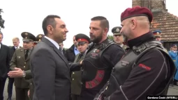 Članovi proruskog kluba „Noćni vukovi“ obezbeđivali promociju knjige u Novom Sadu 3