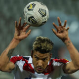 Menadžeri od večitih zaradili dva miliona evra 9