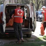 Crveni krst Srbije uputio pomoć domaćinstvima u opštinama Lučani i Rača nakon štete izazvane gradom 14