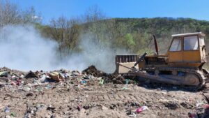 Gori deponija "Halovo" kod Zaječara: Dim se vidi iz okolnih sela 2