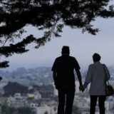 Anketa u SAD: Starije ljude ne brine što starost provode kod kuće 2