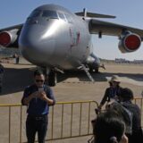Kina saopštila da su Srbiji sa šest aviona dostavljene redovne vojne isporuke 11