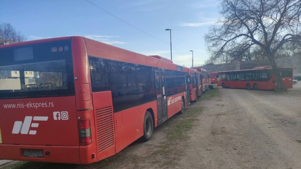 "Nišlije plaćaju 2,5 milijardi godišnje za autobuse koji se kvare i pale": Poslanica SSP iz Niša traži odgovornost nadležnih 1