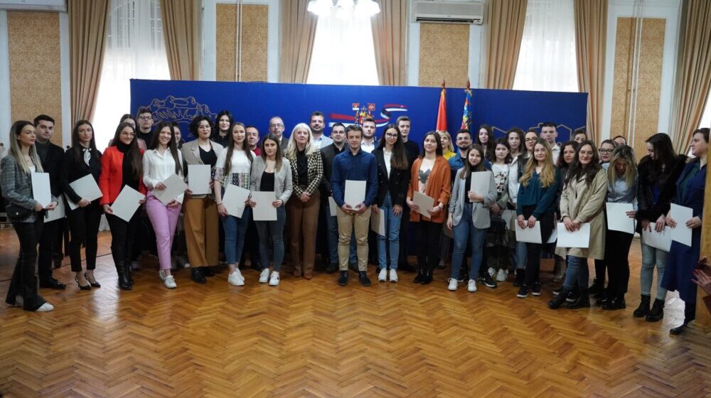 Studenti od danas na stručnoj praksi u organima Grada Niša 1