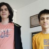 Zaječar: Gimnazijalci Pavle Kulić i Petar Savićević obezbedili plasman na državno takmičenje iz fizike 3