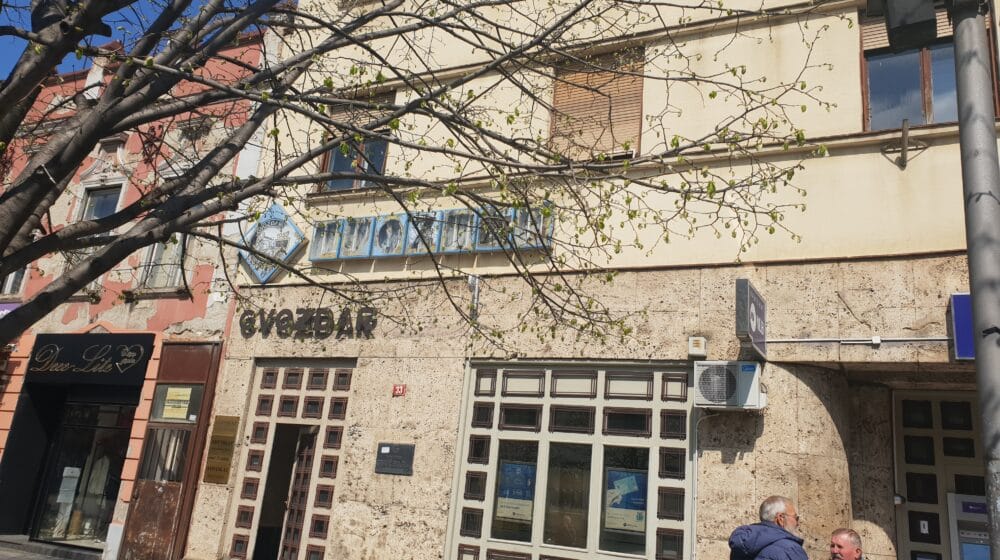 Reprezentativna zgrada nekadašnjeg “Gvožđara” ostaje prazna 1