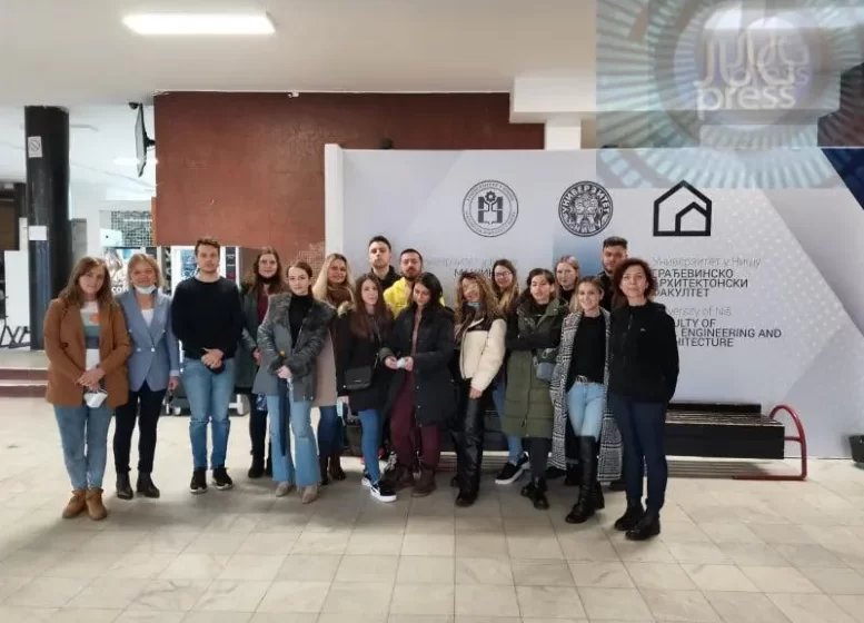 Otvorena izložba studentskih radova za prvi park u Durlanu 1