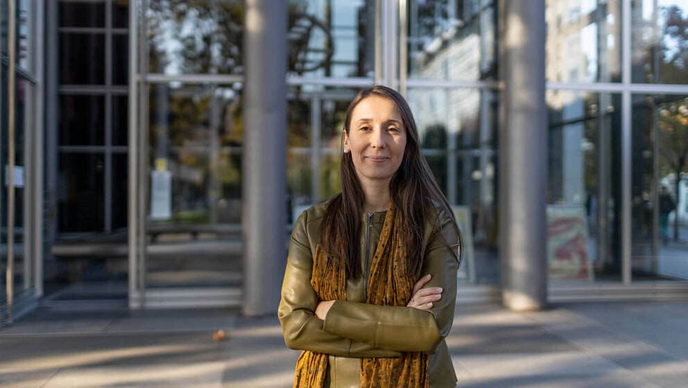 Mlade umetnice u fokusu 1