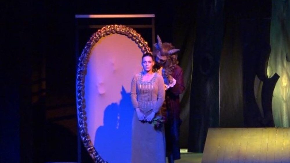 Predstava „Lepotica i zver” zaječarskog pozorišta večeras u Leskovcu 1
