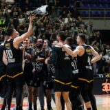 Partizan na Veneciju ili Bursu 6