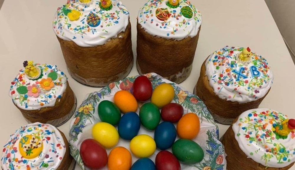 Ukrajinka Olga Pokeza iz Vražogrnca kod Zaječara: Simbol Uskrsa kod nas je kolač paska 3 Ukrajinka Olga Pokeza iz Vražogrnca kod Zaječara: Simbol Uskrsa kod nas je kolač paska 3