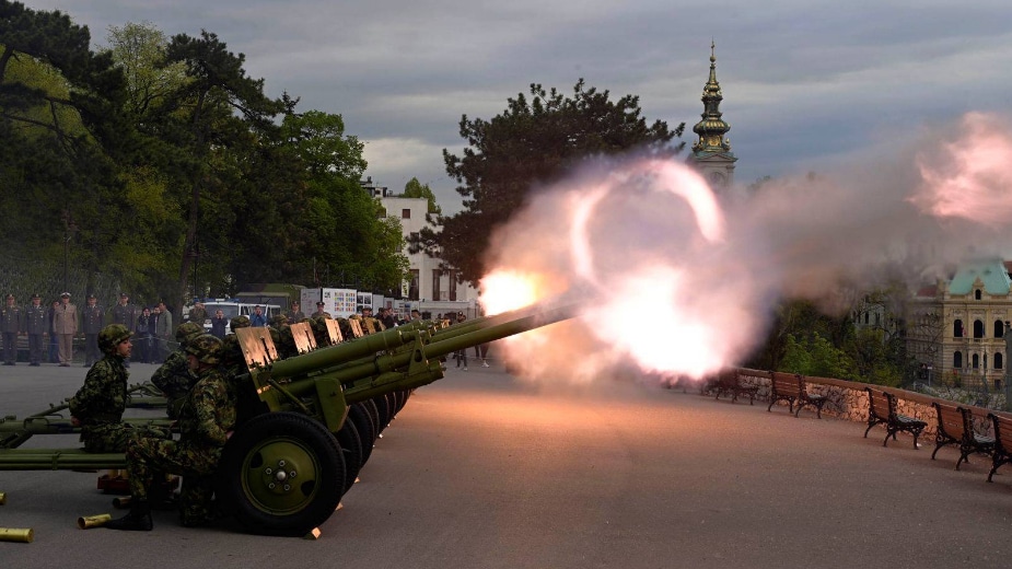 Počasna paljba izvedena na Kalemegdanu povodom Dana Vojske Srbije 1