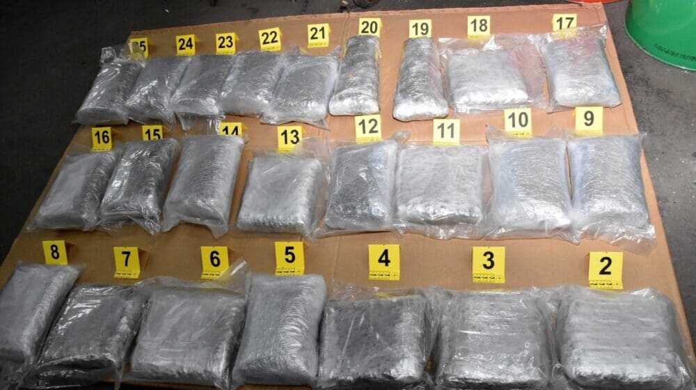 Policija zaplenila 42 kilograma marihuana i uhapsila troje ljudi 1