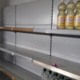 Vranje: Prazni rafovi za prodaju ulja i šećera, ograničena prodaja brašna 12