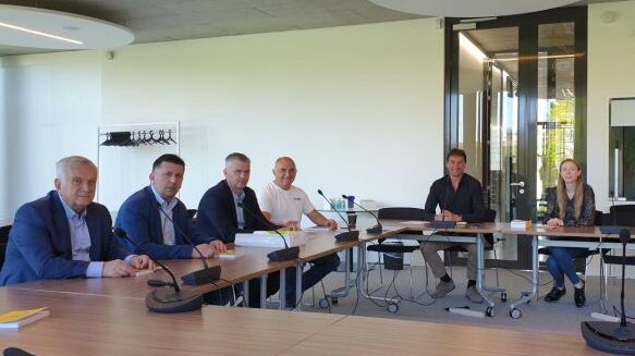 Čajetina planira izgradnju auto moto droma u saradnji sa mondenskim Evianom 1