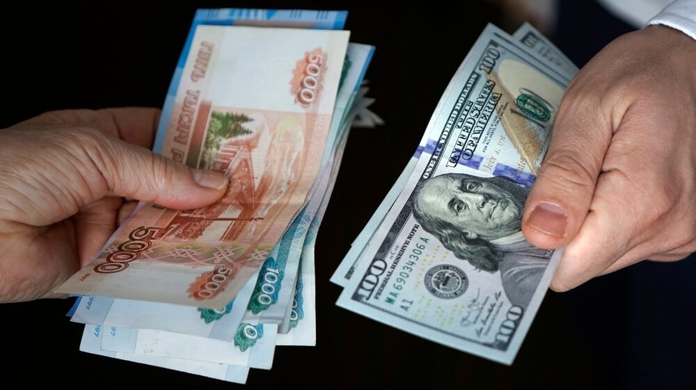 Ministarstvo finansija Rusije saopštilo da će ubuduće spoljni javni dug otplaćivati u rubljama 1
