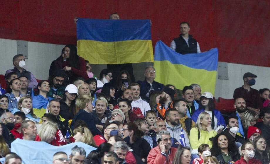 Šahtjor i Olimpijakos odigrali humanitarnu utakmicu čiji prihod ide žrtvama rata u Ukrajini 1