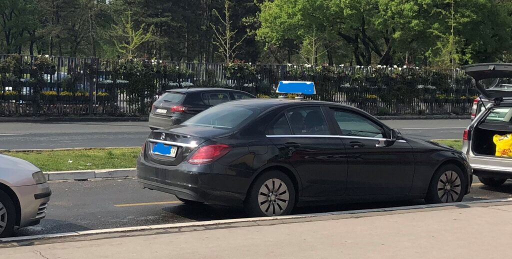 (MAPA) Taksista vas je "opelješio" ili odbio vožnju? Kako prepoznati tzv. "divljake" u Beogradu i tačne lokacije na kojima vrebaju 3